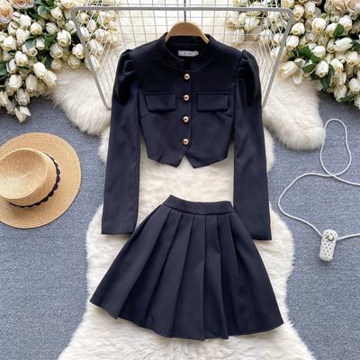 Conjunto de dos piezas de oficina elegante francés para mujer, Tops Vintage con botones, minifalda plisada, conjuntos informales con diseño de retazos a la moda, novedad de 2024