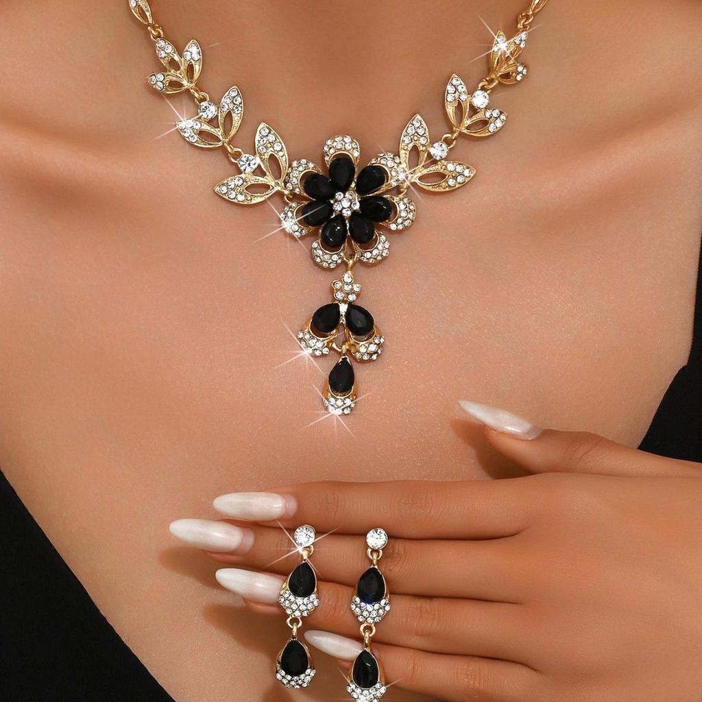 Colorful Retro Floral Bridal Jewelry Set with Alloy and Diamond Inlays