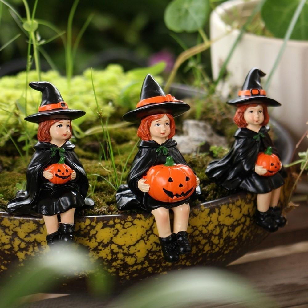 3pcs Handmade Witch Holding Pumpkin Statue Cute Witch Ornament Halloween Statue  Bookshelf