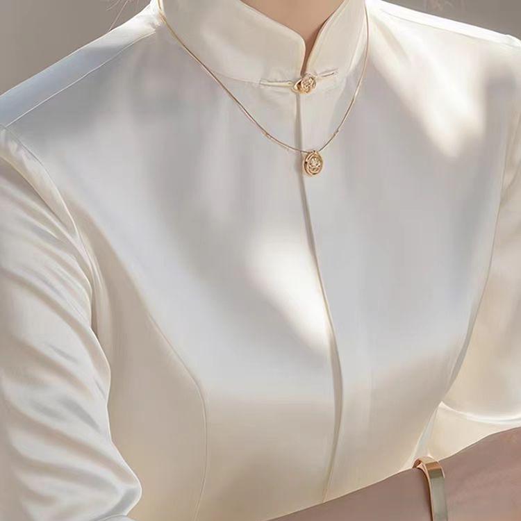Elegantní jarní bílá saténová košile s mandarínským límečkem pro ženy