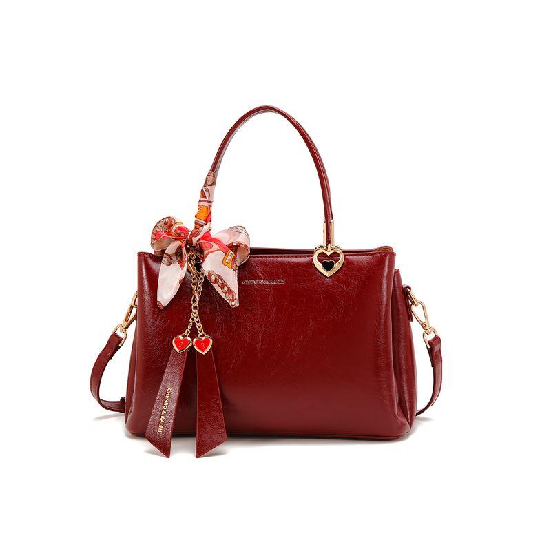 

Wedding Bag Women Red Bag 2025 New Elegant Bridal Bag Gift Light Luxury Handbag Daily Available Messenger Bag