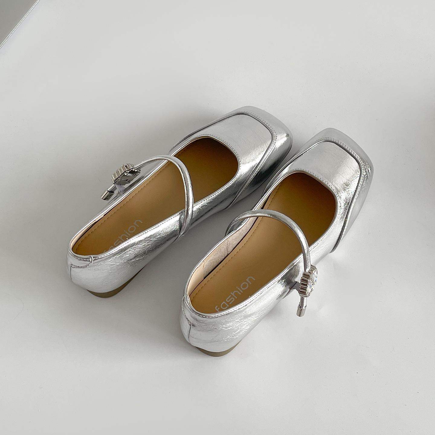 

White French square head inner height increase shallow mouth flat-soled single shoes women s summer 2025 new skirt soft-soled Mary Jane shoes 40 серебряный