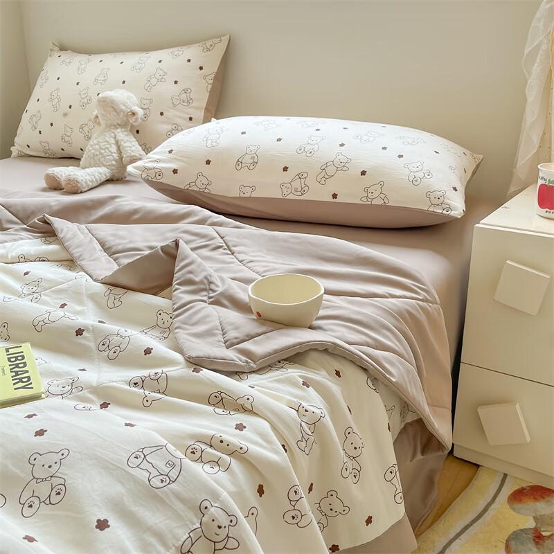 Southland Living Billy Bear Cloud Cotton Quilt