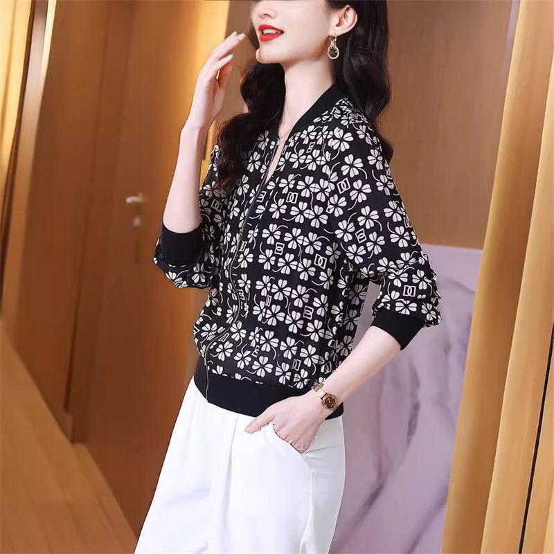 Women's Trendy Chiffon Cardigan: Lightweight Sun Protection Baseball Jacket for Middle-Aged Mothers