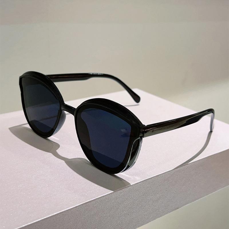 Vintage Round Sunglasses for Women Men Circular Sun Glasses Female Oval Eyewear for Male Female Eyeglasses