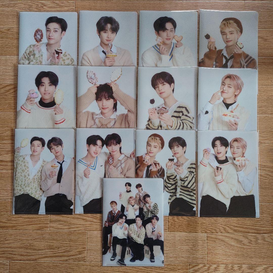 

[USED] StrayKids Clear File 13 Sheets