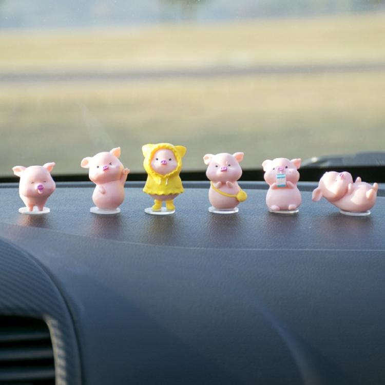 Whimsical Cartoon Pig Figurine Ornament Resin Piggy Statue Miniatures Decoration