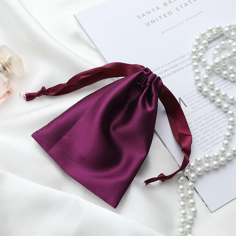 

Подарочная упаковка, сумка из искусственного шелка на шнурке, пылезащитная сумка, аксессуары для багги, сумка на заказ 17.5*12cm темно-фиолетового