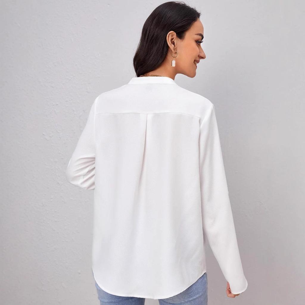 Dámská ležérní pracovní košile s výstřihem do V a dlouhým rukávem s možností ohrnutí