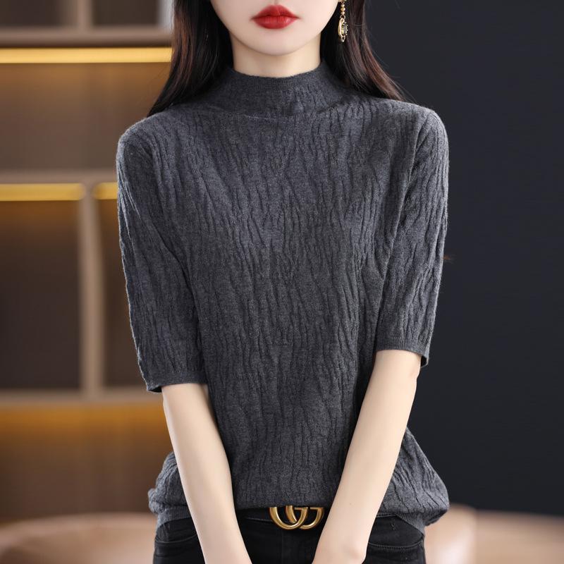 Women's Slim Fit Knitted Half-Sleeve Turtleneck for Spring/Autumn - High Quality, Versatile Inner Wear, New Style.