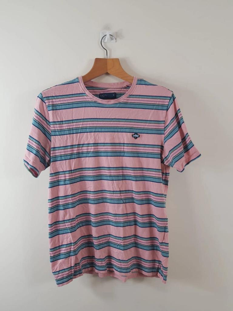 Men's and Women's T-shirts Easy