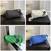 Stylish Oxford Cloth Tote Bag For Women With Quilted Design And Zipper Closure
