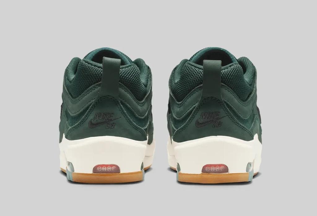 HJ4299-300 Nike SB Air Max Ishod Deep Fir (Men's)