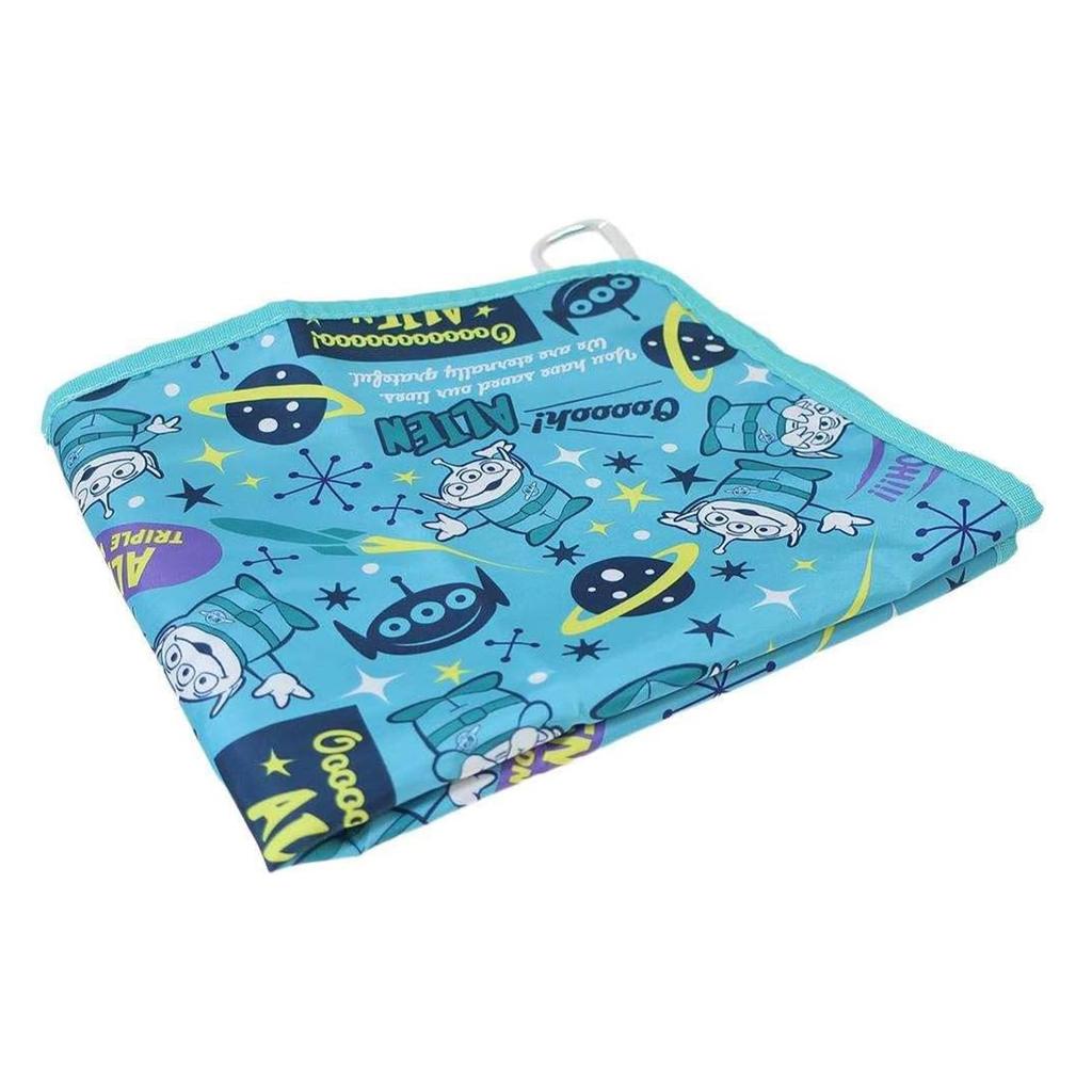 Marushin Golf Towel Toy Story Green with Character 2006038100 S, World, Microfiber, Carabiner, Absorbent, Design,