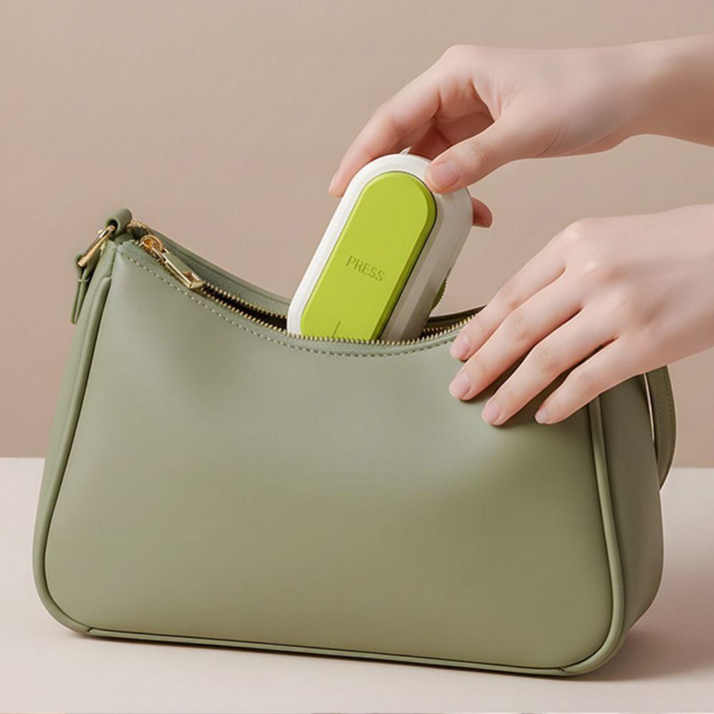 Dustproof Portable Pill Cutter Adjustable Design Tablet Divider Tablet Splitter Tablet Splitting