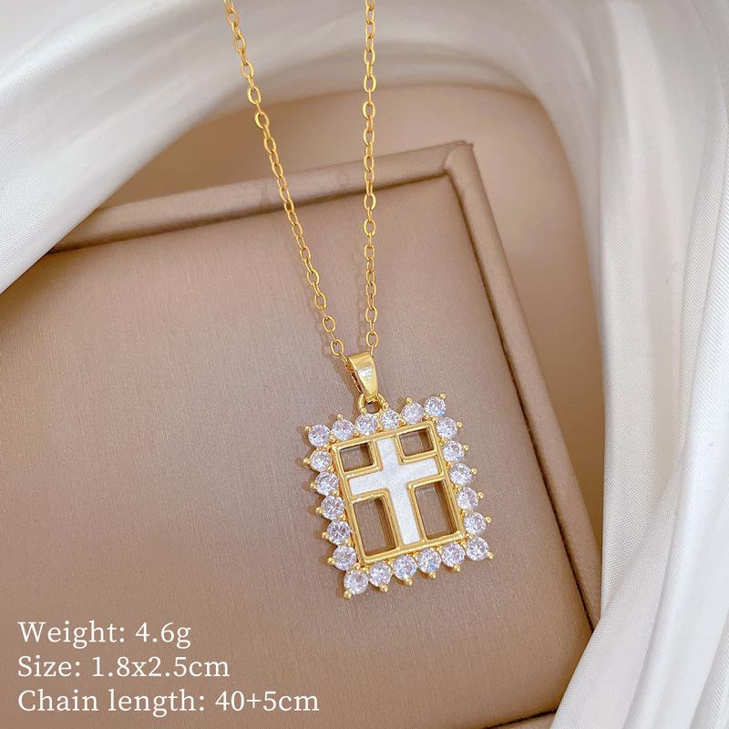 Copper Micro-Inlaid Love Fashion Light Luxury Temperament Gorgeous Full Diamond Necklace Female Versatile Collarbone Chain Titanium Steel