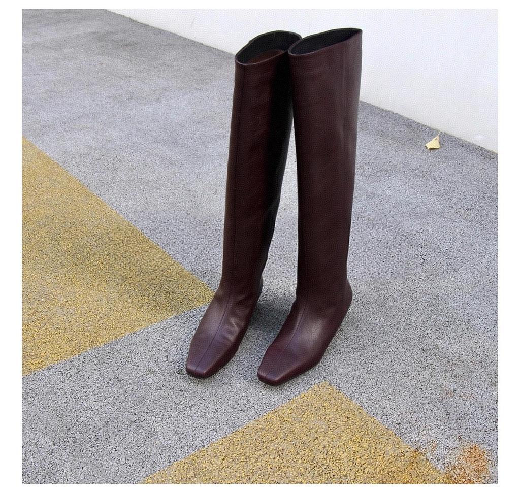 Minimalist Style Flat Bottom Inner Height Increase Boots Women's 2025 New Popular High Knight Boots Square Sleeve Thin Boots