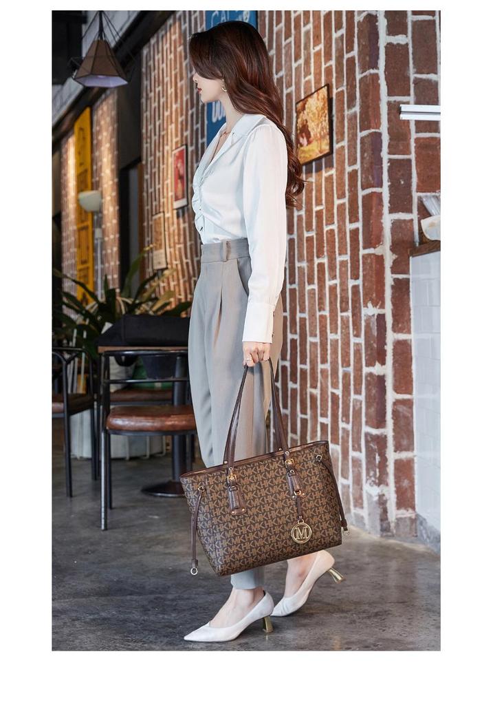 Korean Style 2026 Women's Trendy Casual Lettered Shoulder Bag - Large Capacity Bucket Handbag