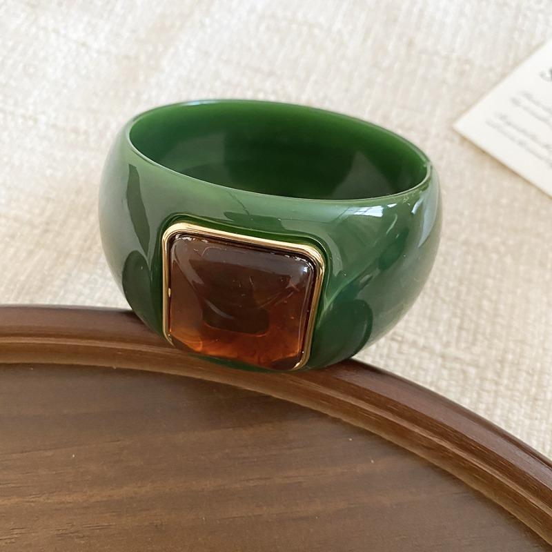 Acrylic square gradual change bracelet fashion personality bracelet design sense niche versatile jewelry women