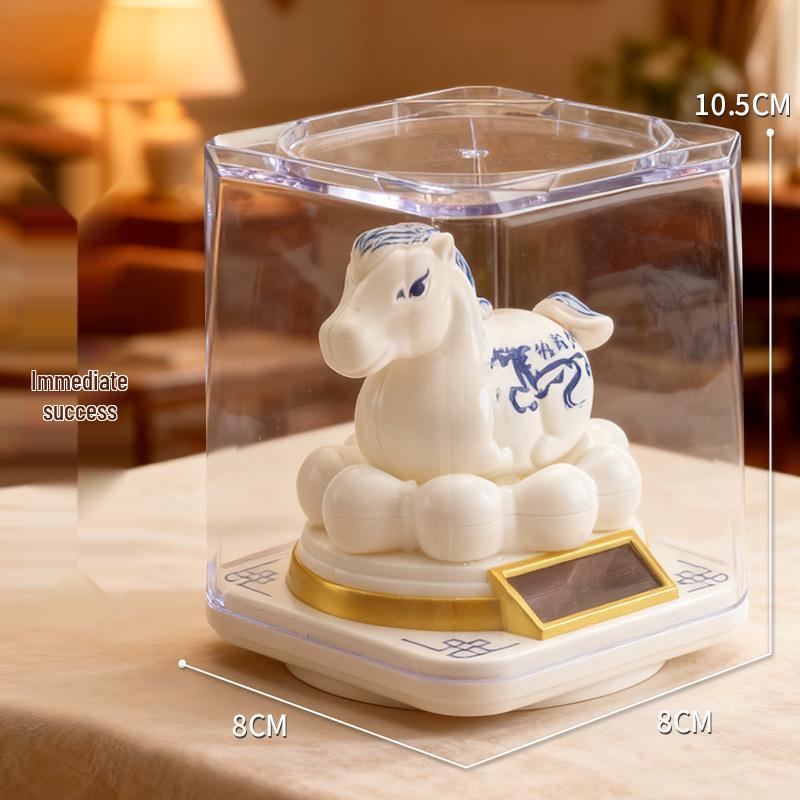 Solar-Powered Waving Lucky Cat Ornament for New Year and Car Dashboard
