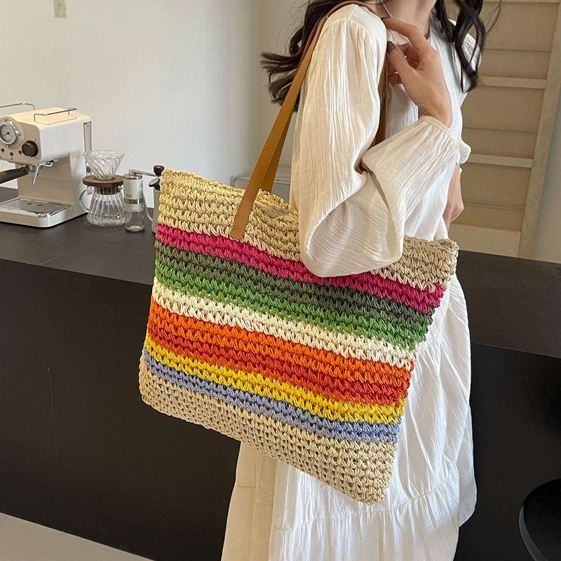 New Rainbow Contrasting Stripes Hand-woven Straw Bag Casual Versatile Seaside Vacation Shoulder Bag