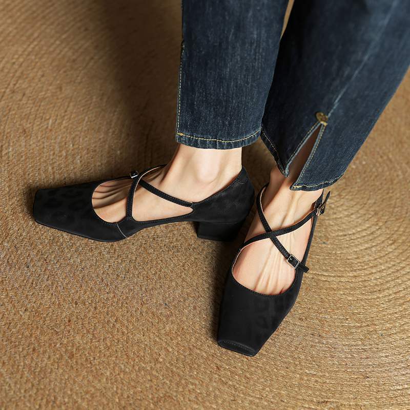 Krazing Pot Full Grain Leather Fashion Spring Autumn Med Heels Women Square Toe Buckle Straps Shoes Leopard Shallow Pumps
