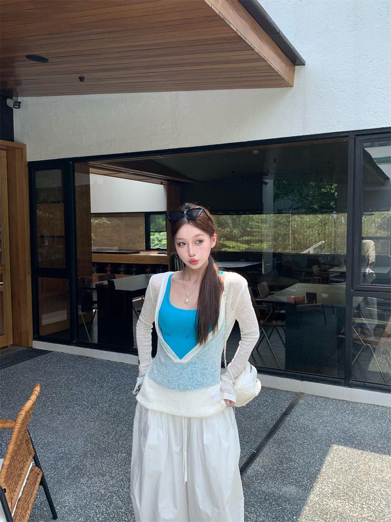 White slim-fitting v-neck long-sleeved T-shirt women's summer new micro-transparent thin sunscreen blouse Spice Girl slim top
