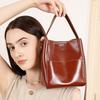 Retro Style Genuine Leather Small Water Cup Bag 2025 New Style Genuine Leather Small Crowd Insert Handbag Single Shoulder  Bag Female