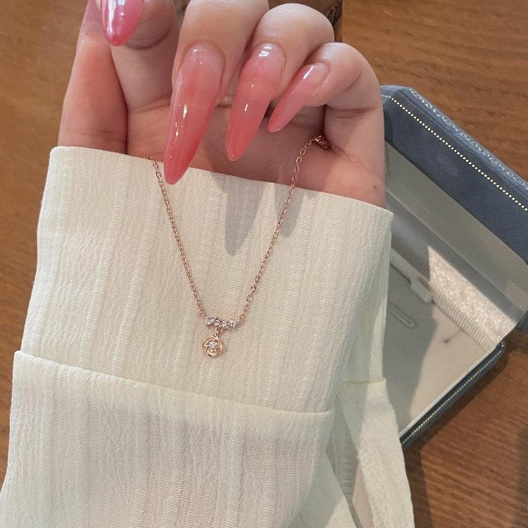 Feine 925er Silber Kamelienkette mit funkelndem Diamantanhänger für Damen