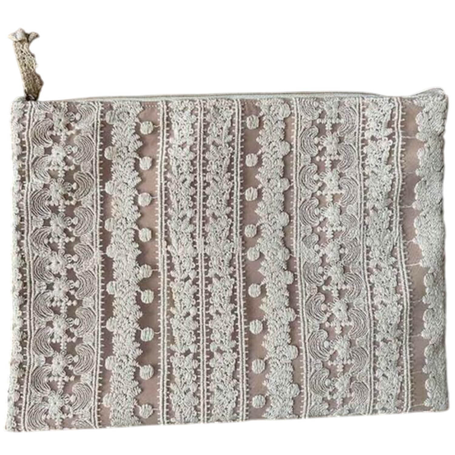 

Плоская косметичка серии Vivienne Clio, большая, 22 x 30 см, бежевая, с кружевной вышивкой, WK2505A3