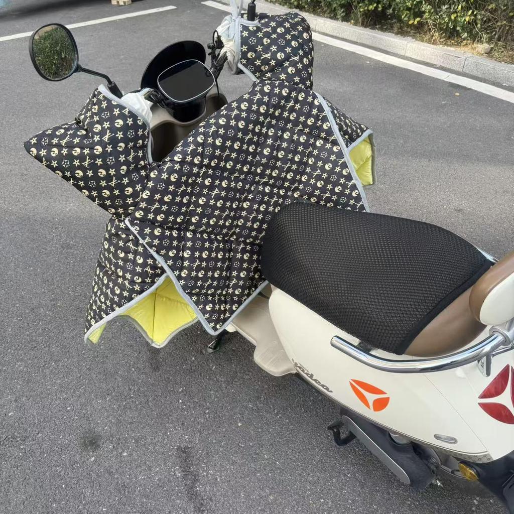 Universal Waterproof Electric Vehicle Windshield Cover - 2025 Edition: All-Season, Medium-Thick, Windproof for Motorcycles