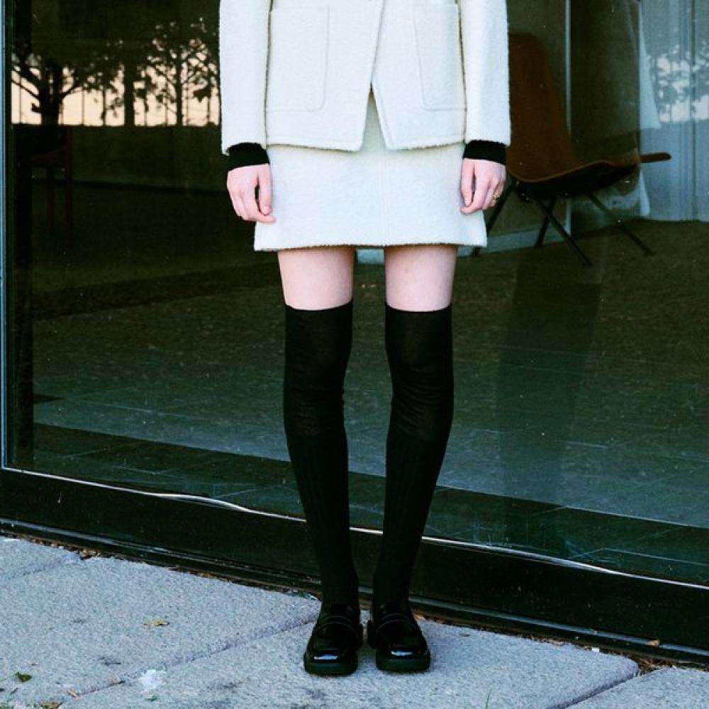 On On A Line Mini Skirt New4ws936 BLACK/55