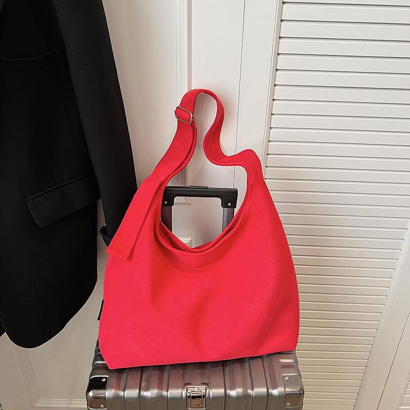 Suede bag women's large-capacity new autumn and winter versatile shoulder messenger bag commuter tote bag