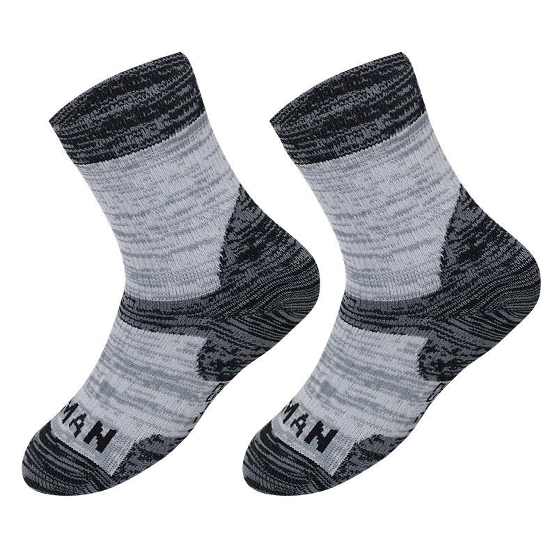 Teen Waterproof Hiking Socks: Ideal for Outdoor Adventures, Stream Crossing, Wading, Boating, and Mountaineering—Windproof & Sandproof.