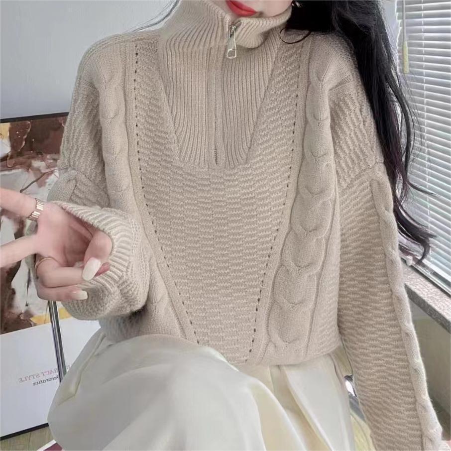 2025 New Women's Loose Japanese Style Half-Zip Cable Knit Turtleneck Sweater for Autumn and Winter