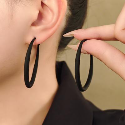 Minimalist Black Hoop Earrings with a Touch of Luxury, Perfect Ins Style To Highlight Small Face and Elegant Taste for Women