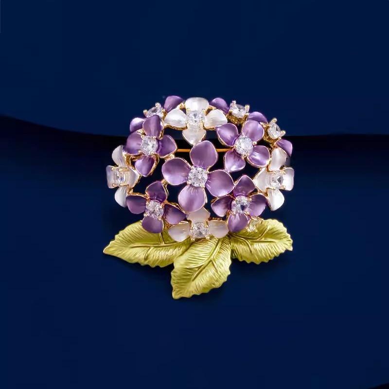 Enamel Embroidered Ball Flower Brooch, High-end Women's Fashion, Exquisite Brooch, Niche Design Sense, Elegant Brooch