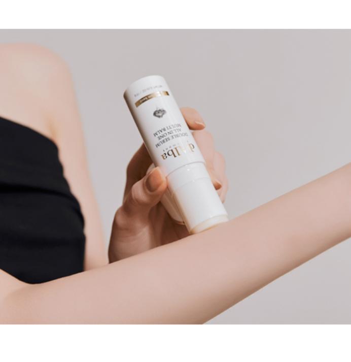 d’Alba Double Serum All-in-One Multi Balm 10g – Vegan Glow & Nourishing Care