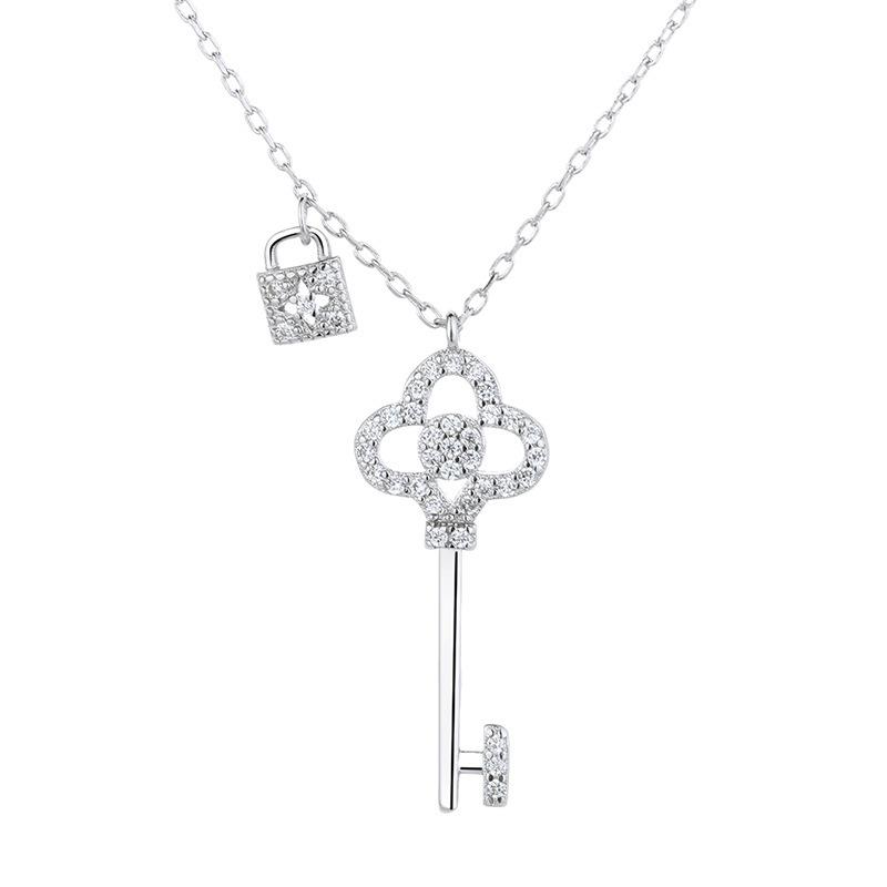 Simple Key Lock Pendant Necklace Fashion Short Chain For Women With Micro-Set Zircon Collarbone Necklace