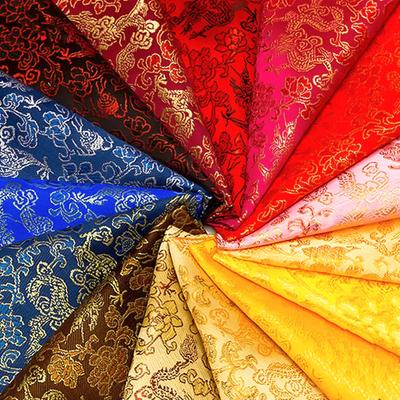 Nový čínský styl Brokátový žakárový satén 50x75 cm Výšivka draka Hotová látka na šaty Cheongsam Domácí dekorace Festivalové potřeby