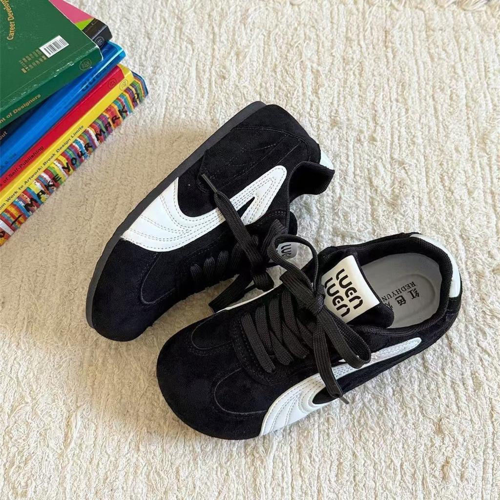 Hong Kong style black niche design sense moral training shoes women's autumn versatile sports and leisure Forrest Gump board shoes women
