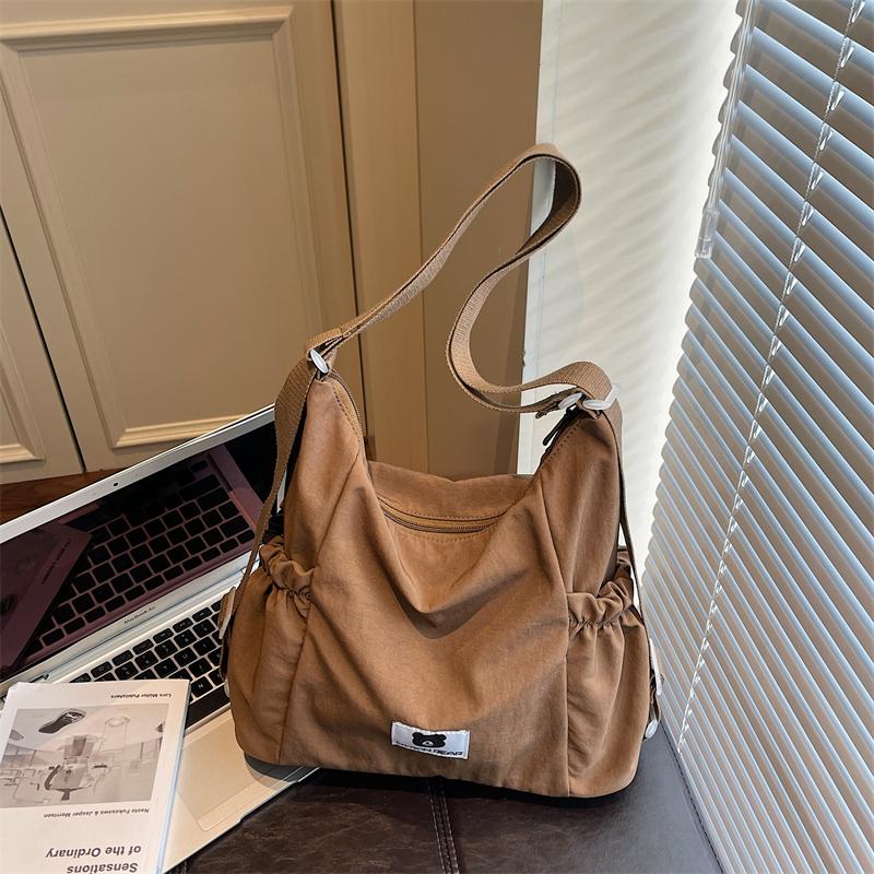Nylon Lightweight Shoulder Bag Women's Commuter Multi-function Crossbody Bag