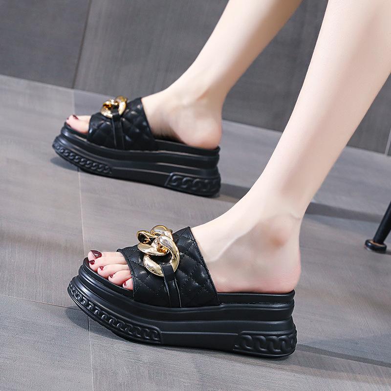 2025 summer cool slippers women's summer outer wear women's thick-bottomed muffin buckle ins wind half drag comfortable can be worn outside