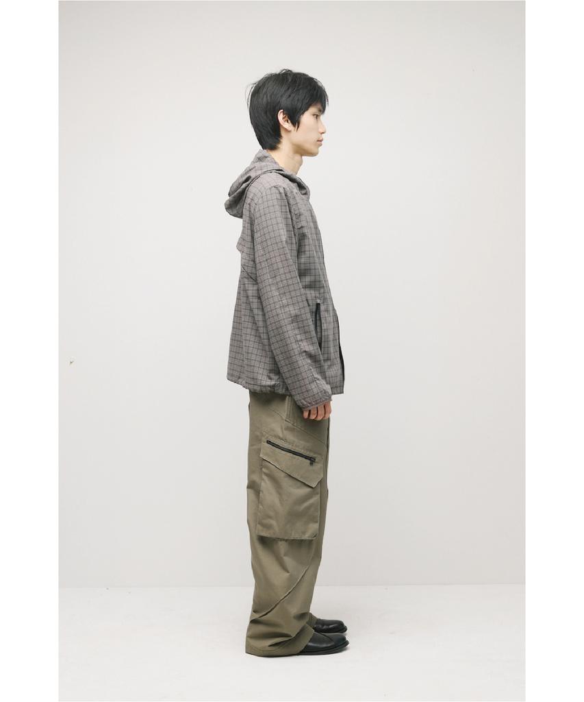 Haechinglum Darted Cargo Pants Dark Beige