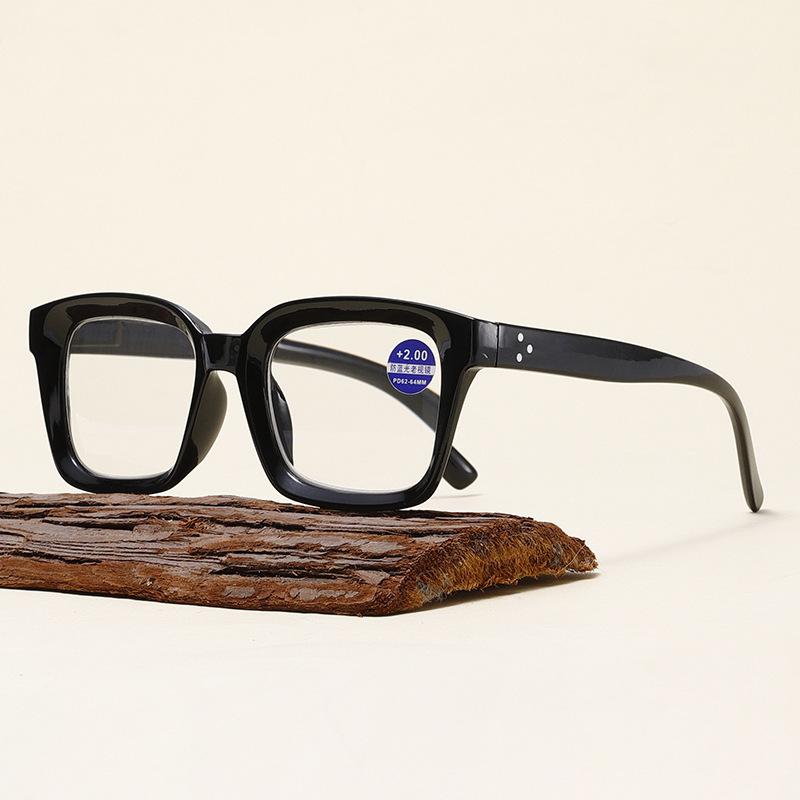 New Women Fashion Reading Glasses Large Frame Anti Blue Light Trendy Eyewear Suitable Reading Books Viewing Computer Eyeglass