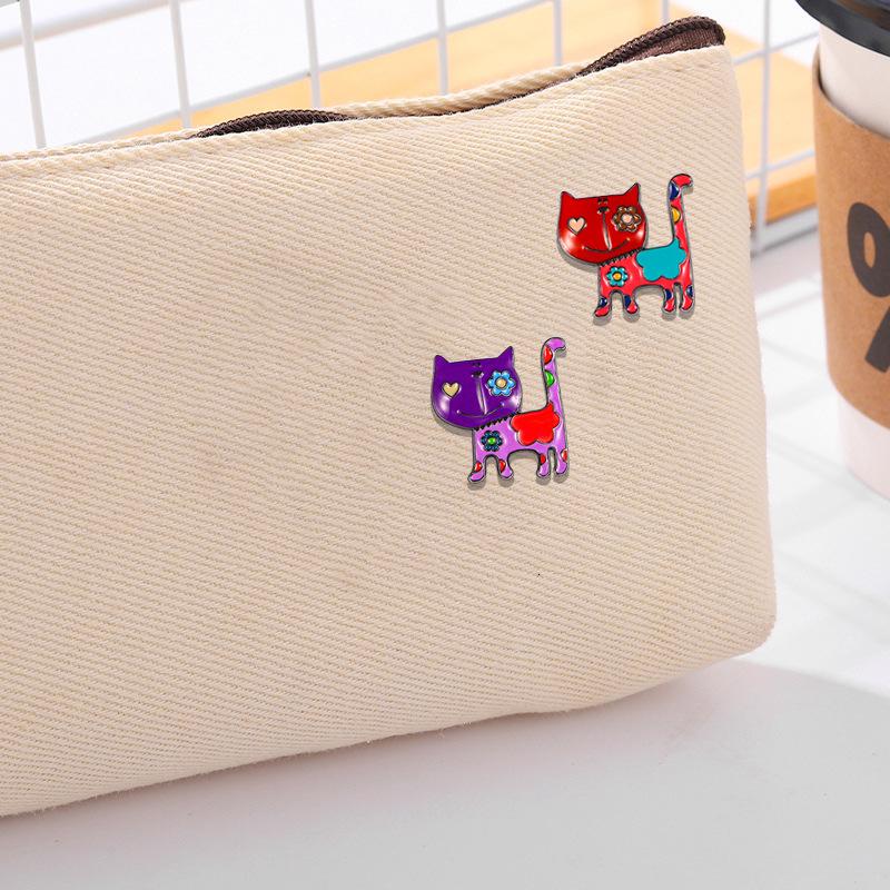Cartoon Personality Painting Cat Brooch Alloy Drip Animal Brooch Small Pin Women's Clothing Accessories