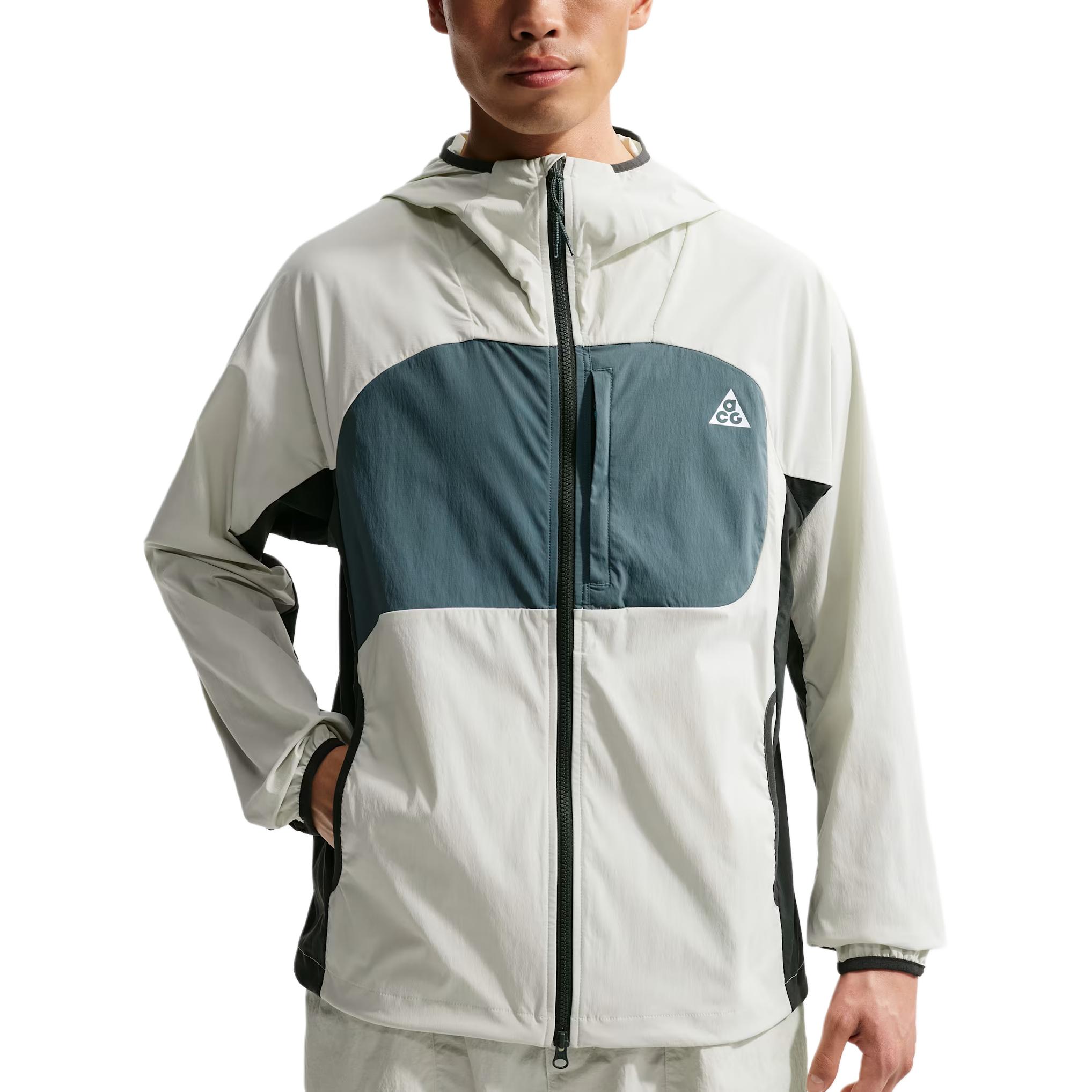 

Nike All-Condition Gear Five Towers UV Protection Loose Fit Zip-Up Hooded Long Sleeve Jacket Men jackets IF0960020 S
