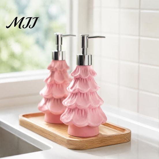 Bathroom Organizers And Storage Christmas Tree Soap Dispenser, Flocking Effect Refillable Lotion Reusable Liquid Bottle Pump Bottle, Dispenser