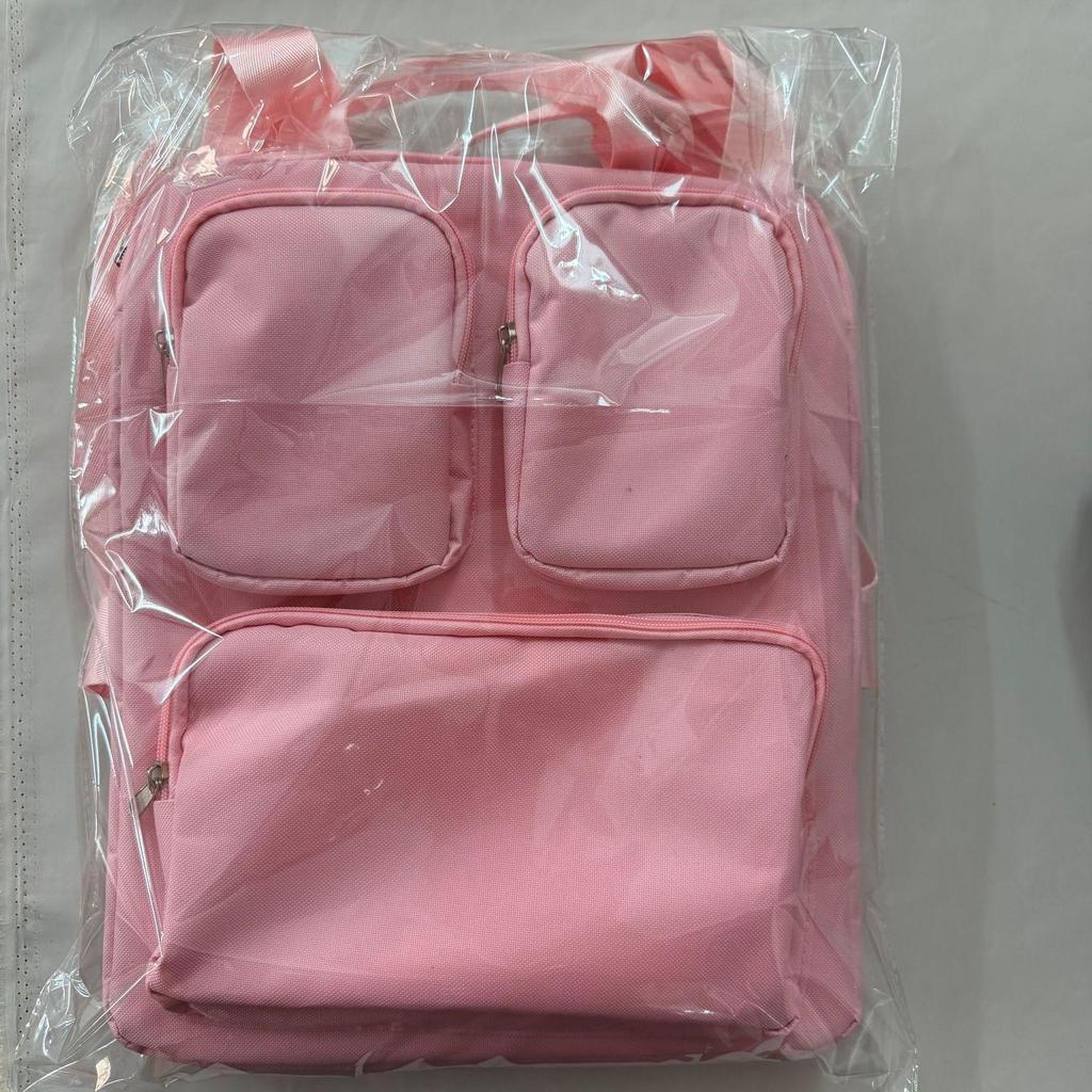 Expandable Carry-on Suitcase with Computer Compartment and External Vest Bag - Lightweight and Easy for Commuting.