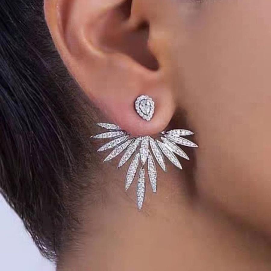 Micro-inlaid zircon angel wings earrings, super flash temperament earrings, high-end fashion personalized earrings, women